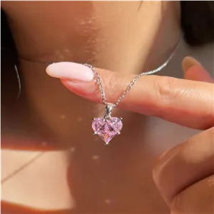 گردنبند قلب صورتی سواروسکی