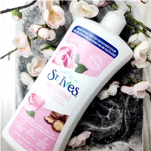 لوسیون بدن سنت ایوز ST.lves مدل smoothing حاوی عصاره گل رز و روغن آرگان حجم 621 میل