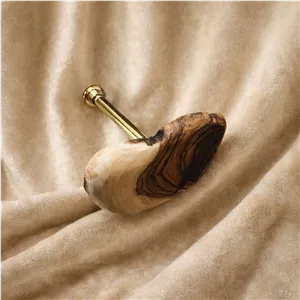 گل میخ طرح تنه درخت