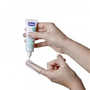 ژل تسکین درد دندان و مسواک انگشتی chicco 