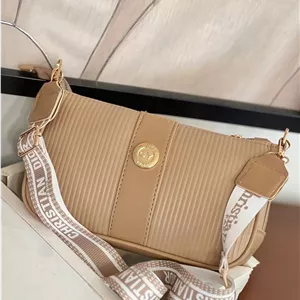 کیف دوشی زنانه طرح دیور (Dior) بند پهن کد 984