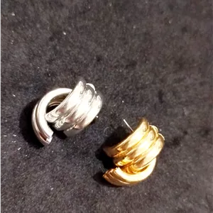 گوشواره اندر نیم حلقه سه لایه استیل ضد حساسیت مدل ترکیه ای از برند Zara accessories