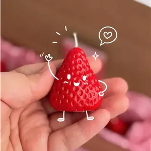 شمع توت فرنگی 🍓