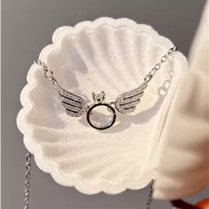 گردنبند حلقه بال فرشته