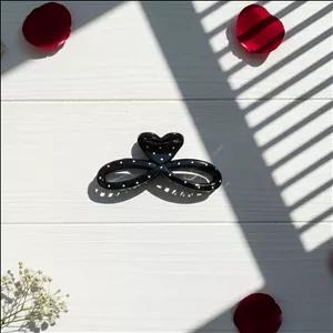 کلیپس خالدار مشکی