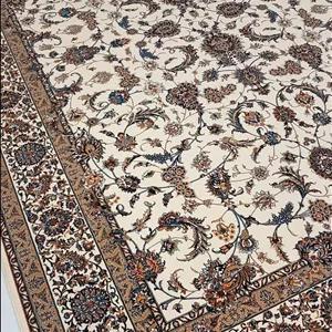 فرش ماندگار نقشه دیبا رنگ کرم دستبافگونه