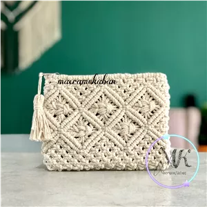 کیف دستی مکرومه مدل لوزی ابعاد 20 در 15 سانت