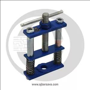 گیره مانومتر