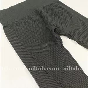 لگ مشکی پفکی پشت ساده