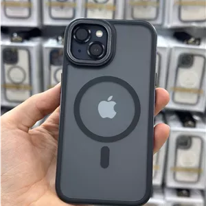 گارد مگسیفدار دور فلز گوشی موبایل iPhone 15