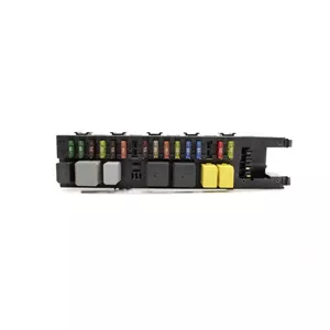 جعبه فیوز داخل کابین بنز c250 اتاق w203