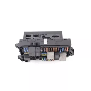 جعبه فیوز داخل کابین بنز e200 اتاق w211