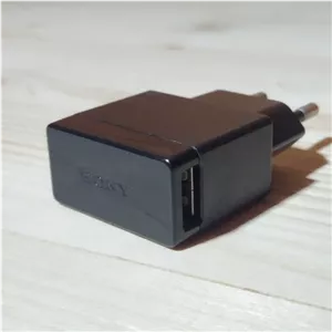 شارژر اصلی موبایل سونی 10 وات