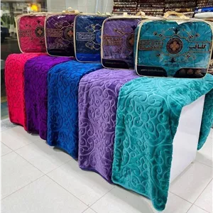 پتوی گل برجسته گلبافت تک رنگ (در دو سایز تک‌نفره و دونفره)کیفیت درجه یک