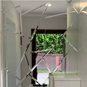 آینه های دکوراتیو ابعاد متفاوت .هر بسته 2کیلو گرم .نصب اسان .زیبایی منحصر به فرد . خانمان مدل 336776