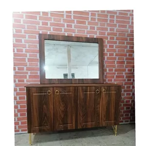 کنسول میز 4 درب وکیوم رنگ کلیاف طرح کابینتی ارسال با باربری و هزینه ارسال با مشتری می باشد خانمان مدل 316777