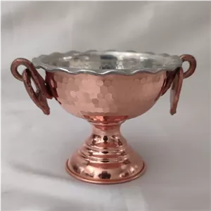 پیاله مسی تک پایه داخل سفید گوشواره دار خانمان مدل 339166