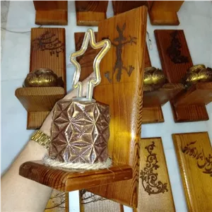دیواری چوبی چراغ دیواری چراغ دیواری روستیک چراغ دیواری کنفی دیوار کوب چوبی لامپ ادیسونی لامپ نئون آویز سقفی شب خواب چوبی خانمان مدل 324973