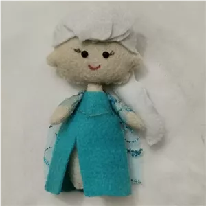 عروسک نمدی السا ی انیمیشن فروزن قد چهارده سانتیمتر خانمان مدل 370122