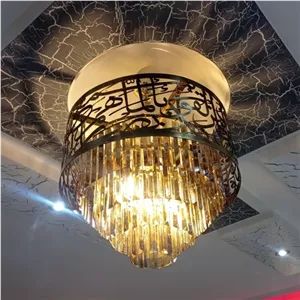 جدیدترین لوستر سقفی کالیگرافی فلز و کریستال طرح وان یکاد قطر 50 آبکاری در همه رنگ خانمان مدل 349247