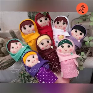 عروسک انگشتی نمدی دختر محجبه عروسک انگشتی نمدی دختر مذهبی سفره حضرت رقیه خانمان مدل 370046