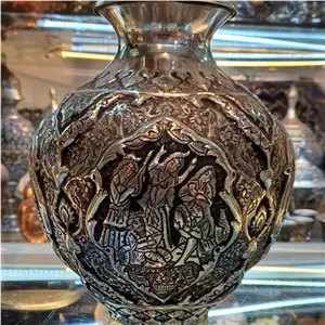 گلدان خمره ای قلمزنی شده روی مس بصورت برجسته خانمان مدل 339905