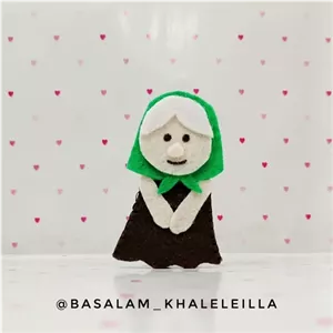 عروسک انگشتی نمدی طرح مادر بزرگ خانمان مدل 370259