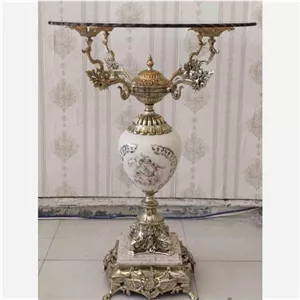 میز خاطره چینی برنز کنار سالنی گل میز چینی برنز میز برنزی آباژور رومیزی چینی برنز شاخه برگی آنتیک خانمان مدل 328018