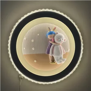 لوستر سه بعدی ایسان طرح عروسک خانمان مدل 350222