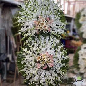 تاج گل ختم دو طبقه گلایلی ثامن