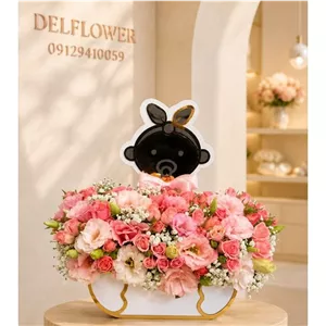 باکس گل نوزادی لاکچری دخترانه برای تبریک تولد نوزاد