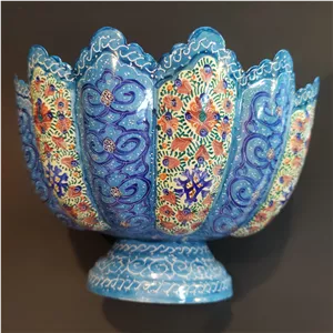 کاسه پایه دار مینا کاری مناسب برای آجیل خوری و میوه خوری