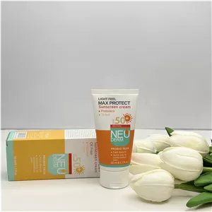 کرم ضدآفتاب مکس پروتکت رنگی نئودرم spf 50مناسب پوست های چرب و مختلط 50میل