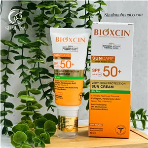 کرم ضدآفتاب SPF50  بیوکسین bioxcin مناسب پوست چرب