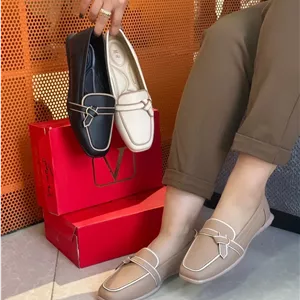 کالج زنانه گره‌ای شیک | راحت، خوش‌پا و خاص کد ۷۵۵۵