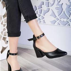 کفش زنانه پاشنه‌دار کمربندی | طراحی ساده و شیک کد ۳۳۶