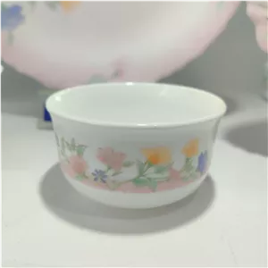 پیاله ترشی خوری آرکوپال لومینارک فرانسه طرح الیز