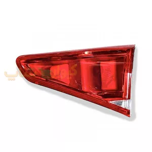 چراغ عقب راست روی درب صندوق تیگو 7