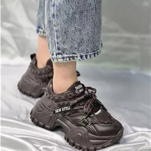 کفش اسپورت دخترانه مدل لژ دار  رنگ قهوه ای