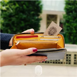 کیف پول چرم اسپرت دست دوز آلا مدل آذر