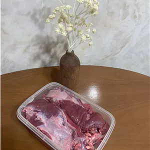 خرده گوشت شترمرغ