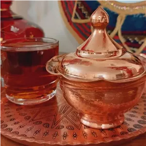 قندان مسی طرحدار ارتفاع 14 دهانه 11 در مس زنجان نمونه