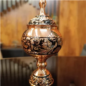 شکلاتخوری و قندان پایه دار مسی الماس تراش سایز  3 ارتفاع 23.5 سانت