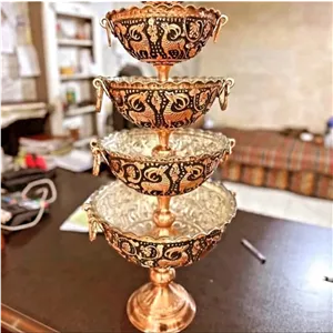 کاسه تک پایه سیاه قلم  مسی سایز  4ارتفاع 25  سانت گوشواره دار
