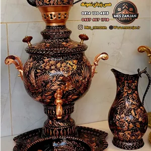 سماور مسی سیاه قلم الماس تراش حجم 4 لیتری ارتفاع ۵۳ با قوری با کلیه سرویس 5 تیکه قوری،پارچ،سینی و.. در مس زنجان نمونه