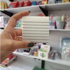 پستیت شاین دار