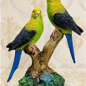 مجسمه مرغ عشق