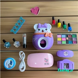 ست آرایشی دخترانه با دستگاه استمپر ناخن مدل 862/3