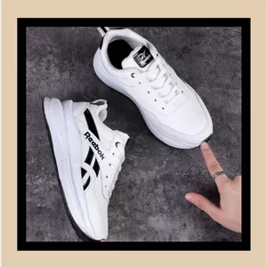 کتونی مدل REEBOK
