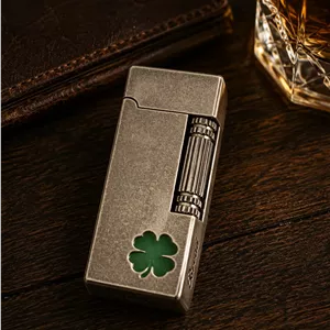 فندک گازی  بغل زن برند lighter طرح چهار برگ